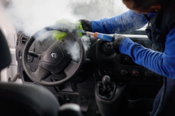 ¿Por qué lavar tu coche con vapor de agua en seco?